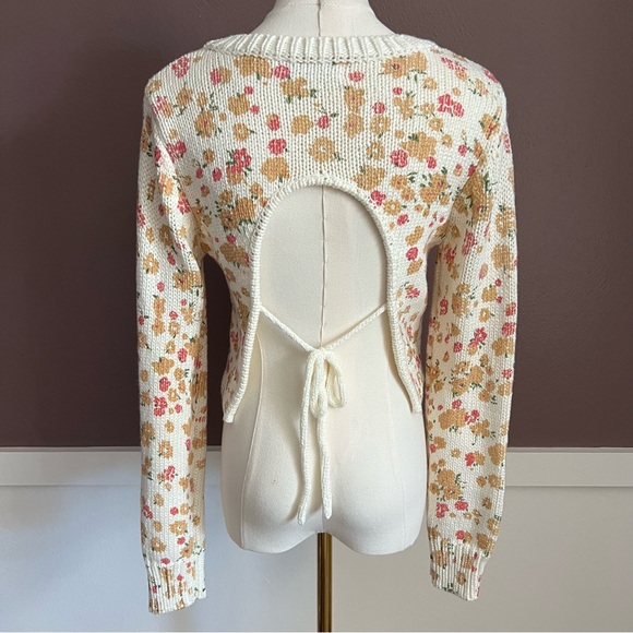 Emory Park Cream Knit Sweater - Picture 3 of 9